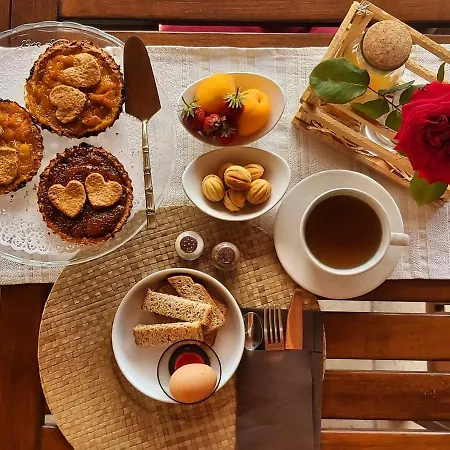 Cascina Il Volo Bed & Breakfast Moncalvo